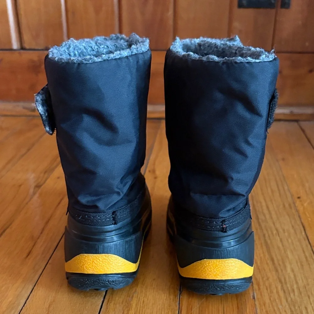 Tundra Cico Black and Gold Toddler Snow Boots
